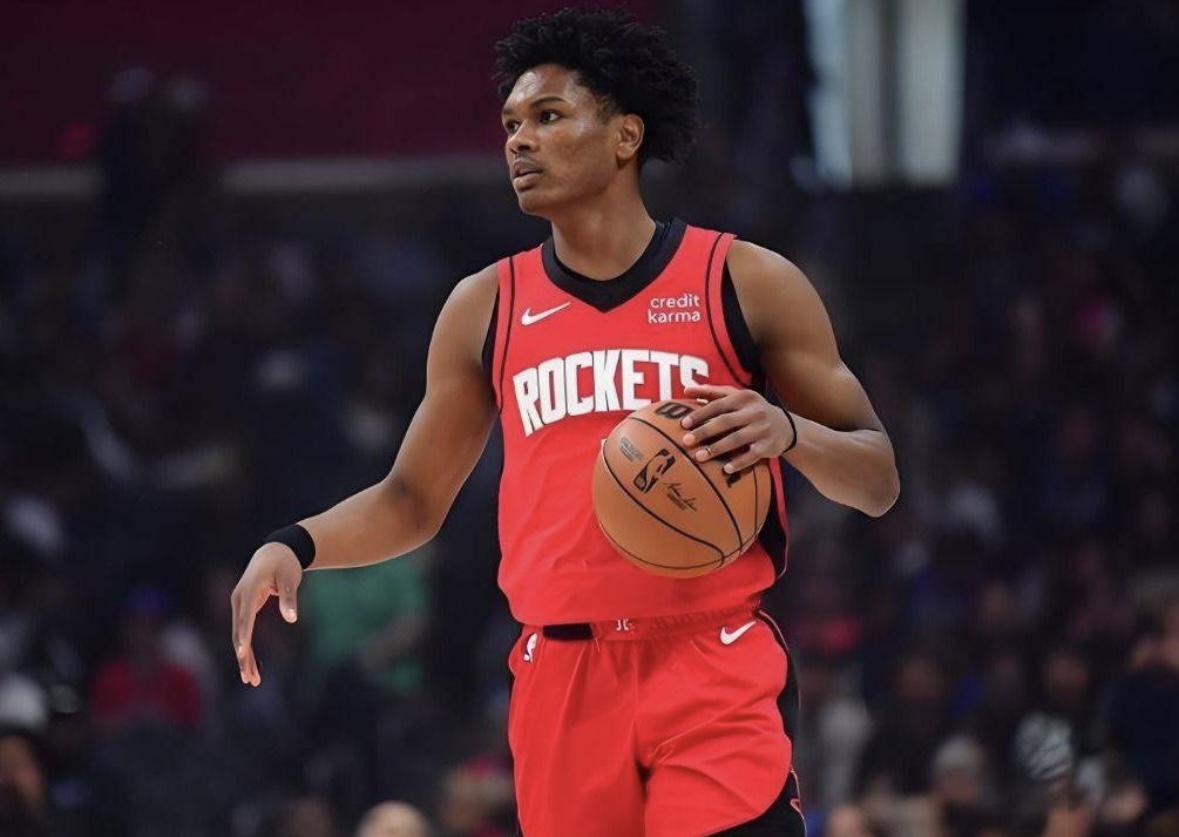 华体会安全通道-汤普森兄弟：小时候在床上写下“69”，渴望长勒布朗那么高