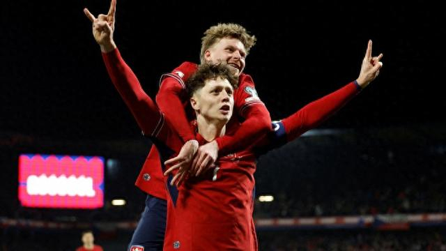 华体会安全通道-铁血伊拉克队抢到最后一张门票，美加墨世界杯 48 强全部出炉，你看好谁？|决赛|附加赛|刚果|世界杯预选赛|墨西哥足球队_新浪新闻